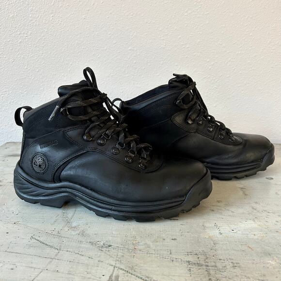 Timberland Flume Waterproof Black Hiking Boots 7.5 Leather Outdoor Trail Boots main image 5